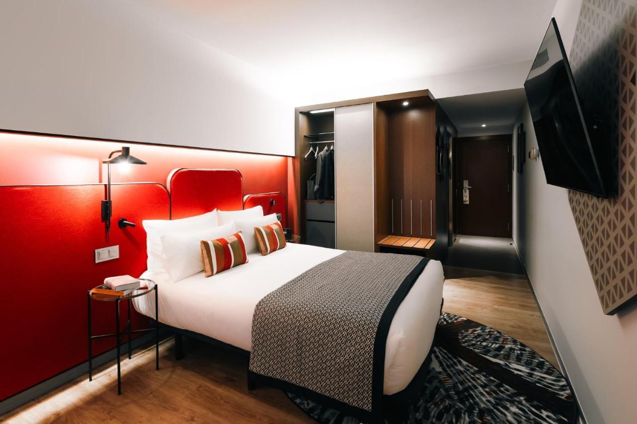 Hotel Indigo Barcelona Granvia Plaza Espana, An Ihg Hotel ภายนอก รูปภาพ