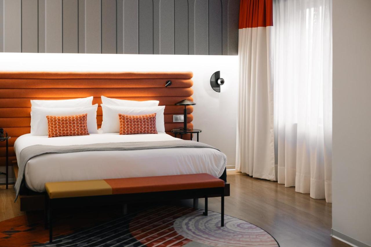 Hotel Indigo Barcelona Granvia Plaza Espana, An Ihg Hotel ภายนอก รูปภาพ