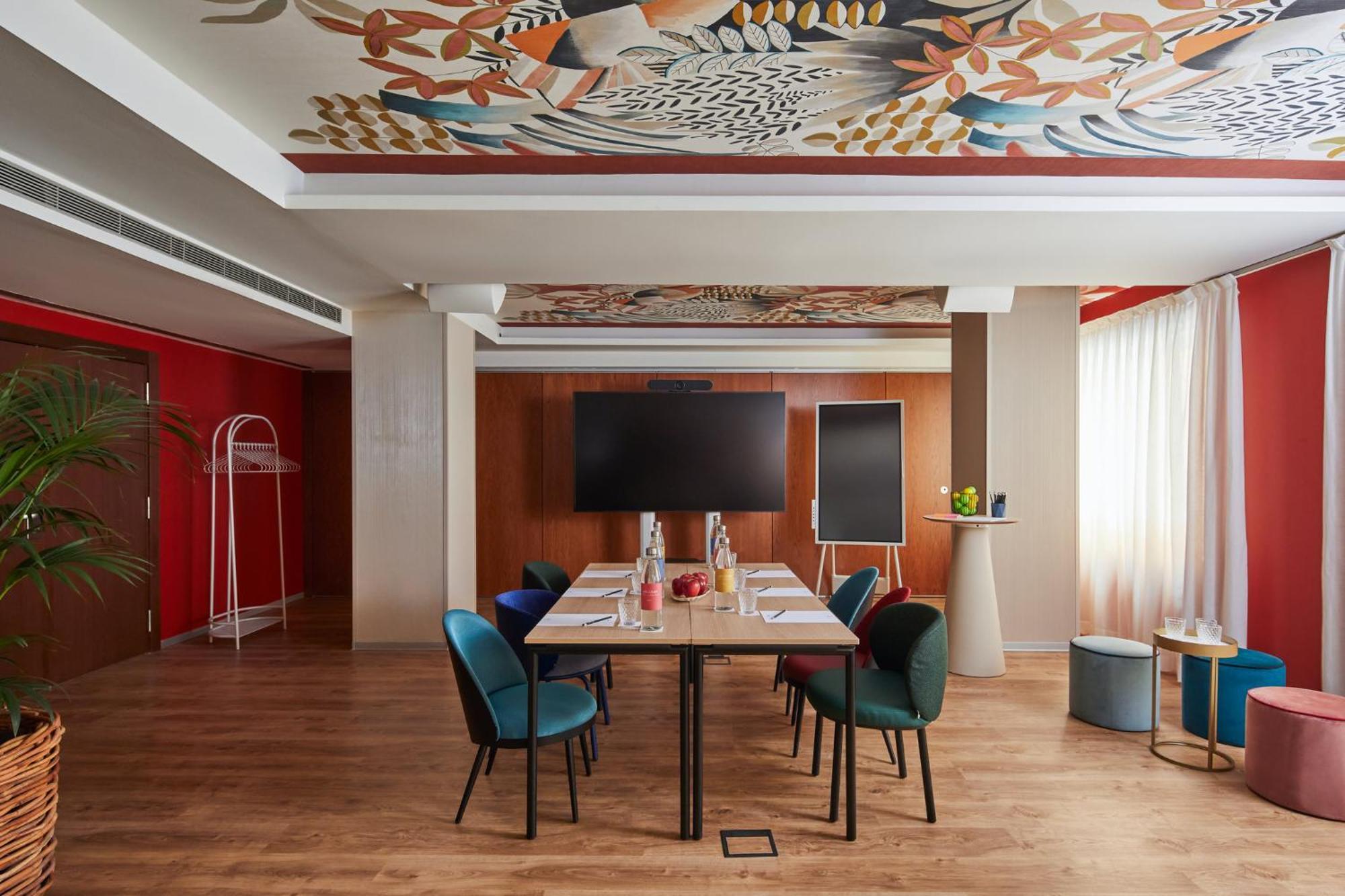 Hotel Indigo Barcelona Granvia Plaza Espana, An Ihg Hotel ภายนอก รูปภาพ