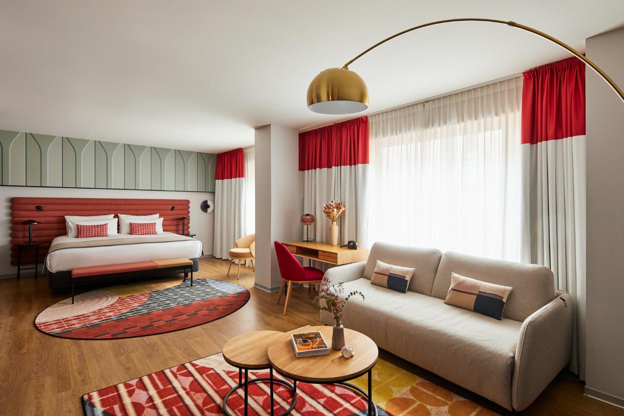 Hotel Indigo Barcelona Granvia Plaza Espana, An Ihg Hotel ภายนอก รูปภาพ